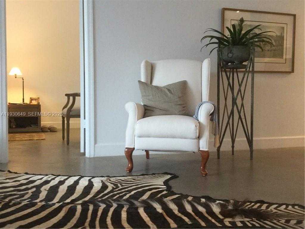 Small Image of 199 OCEAN LANE DR #102, Key Biscayne Number 15