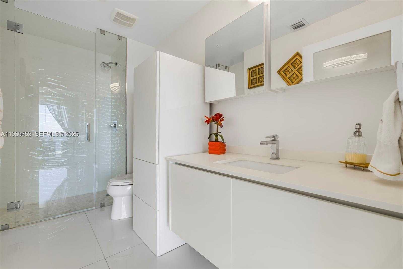 Small Image of 600 NORTH EAST 27TH ST #2603, Miami Number 24