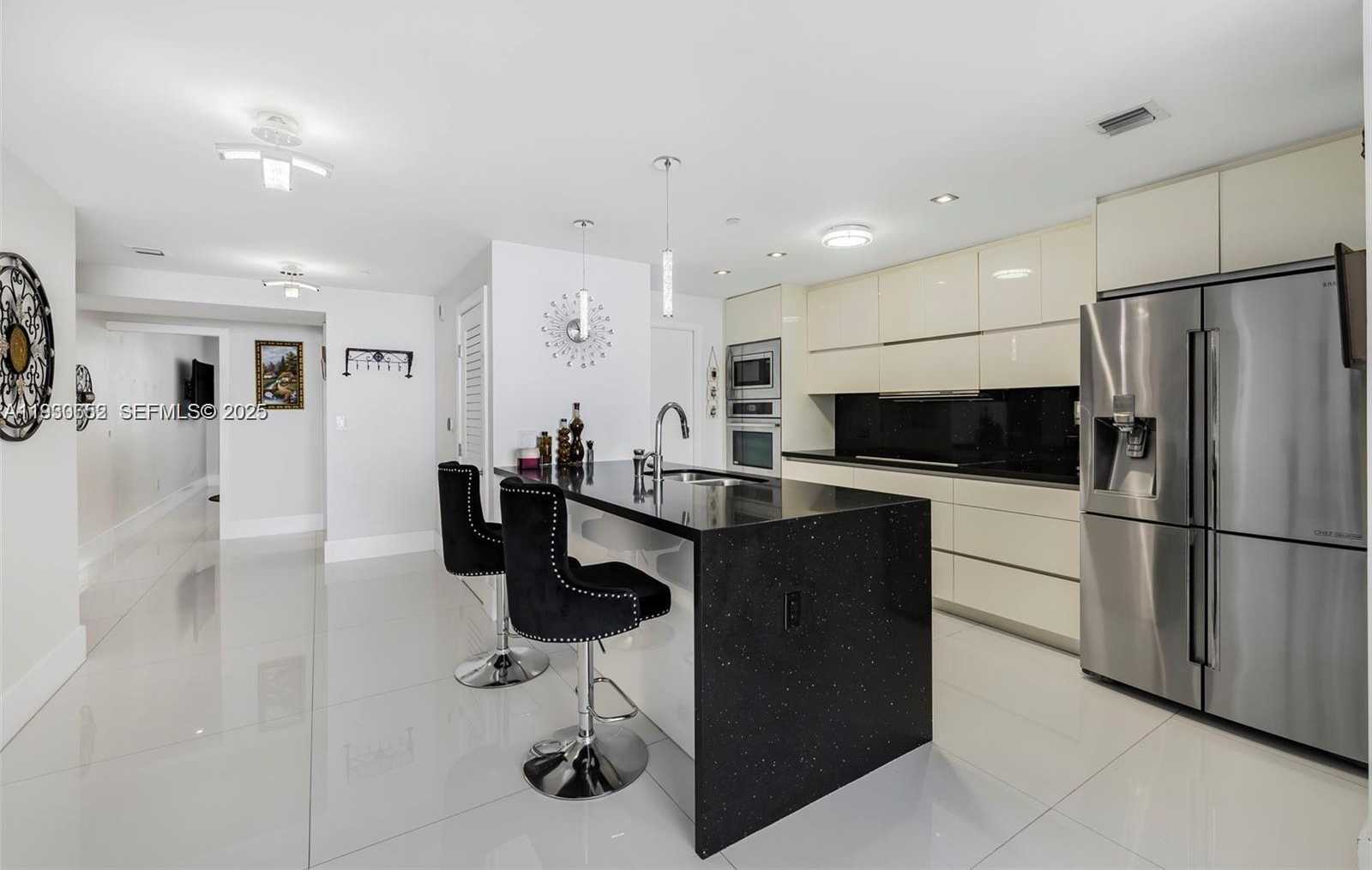 Small Image of 600 NORTH EAST 27TH ST #2603, Miami Number 6