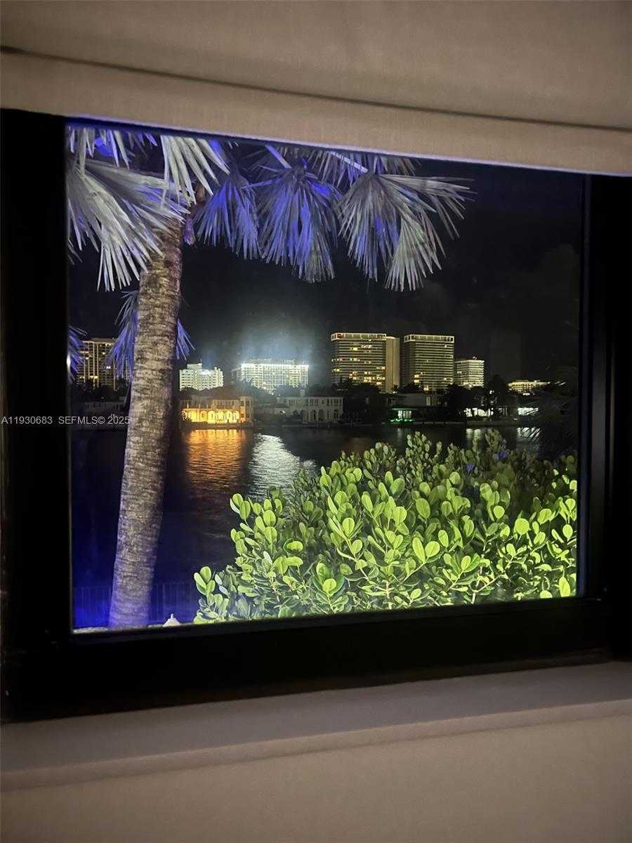 Small Image of 10101 EAST BAY HARBOR DR #206, Bay Harbor Islands Number 3