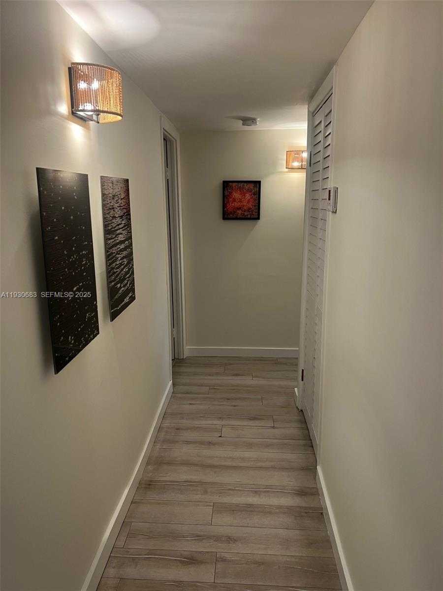 Small Image of 10101 EAST BAY HARBOR DR #206, Bay Harbor Islands Number 9