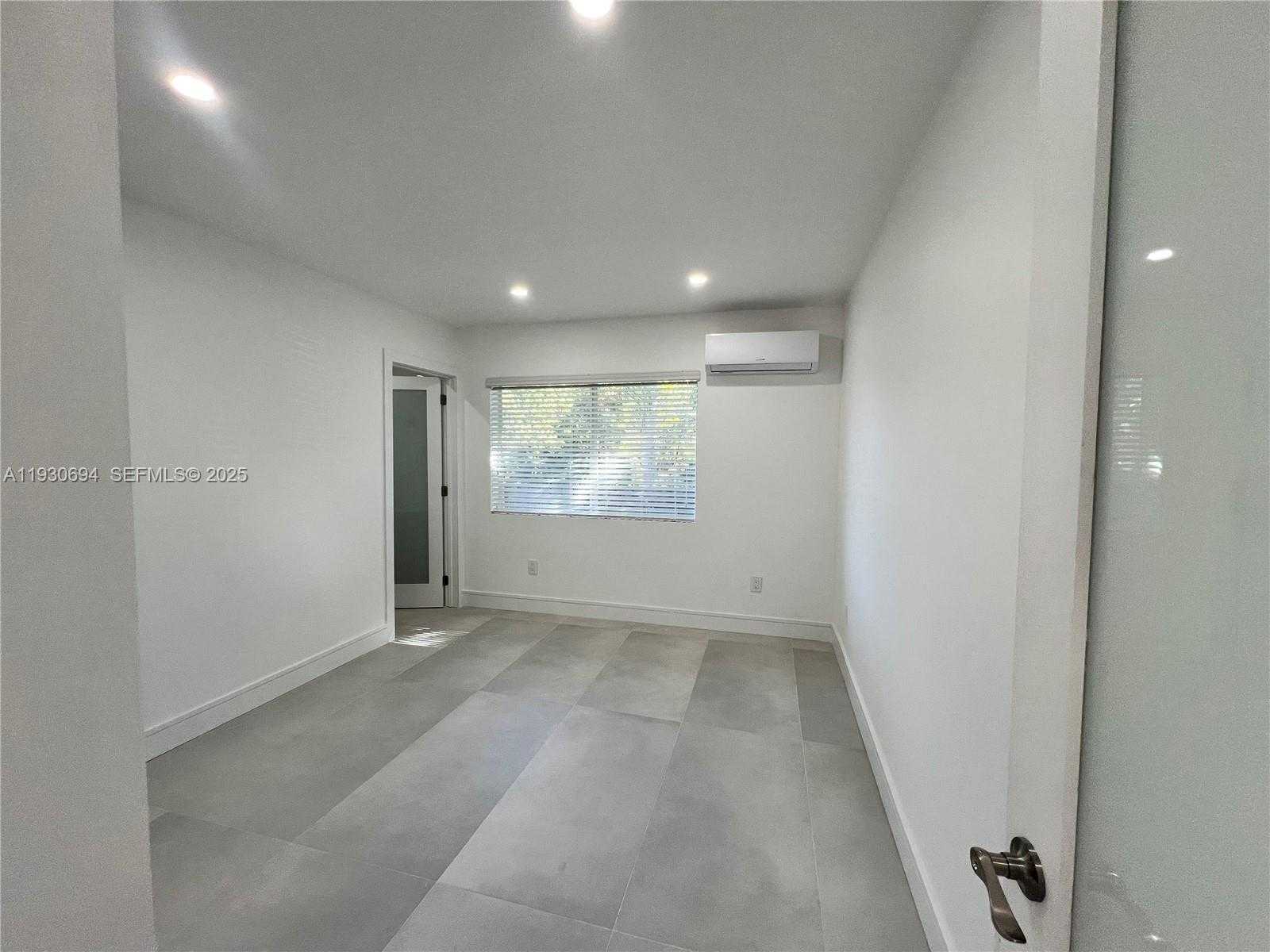 Small Image of 75 NORTH EAST 70TH ST, Miami Number 7