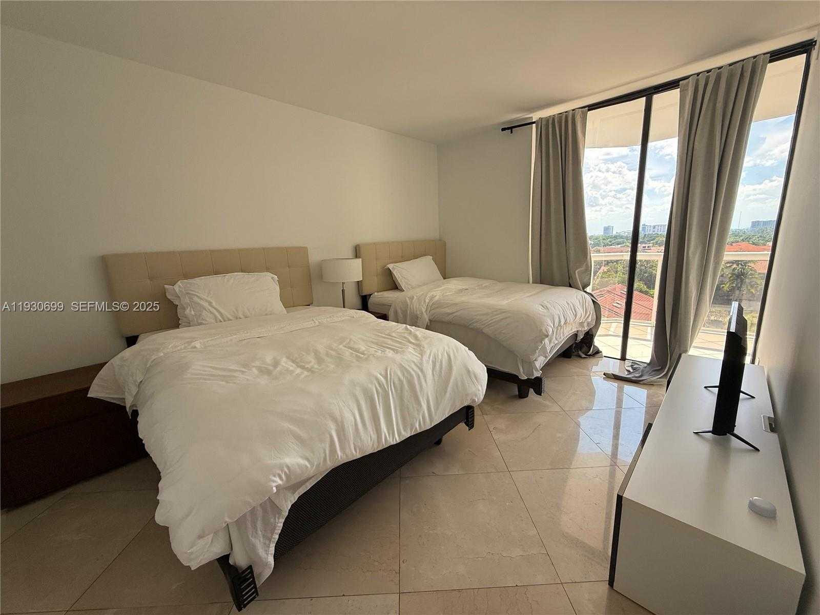 Small Image of 3610 YACHT CLUB DR #713, Aventura Number 11