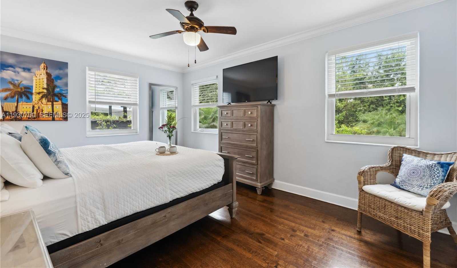 Small Image of 685 NORTH EAST 50TH TER, Miami Number 20