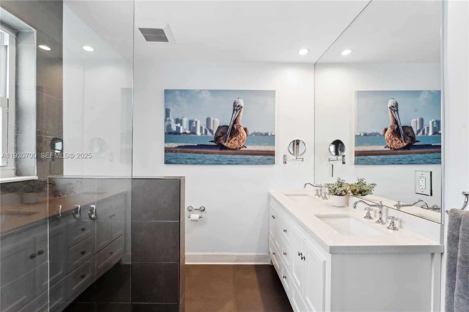 Small Image of 685 NORTH EAST 50TH TER, Miami Number 24