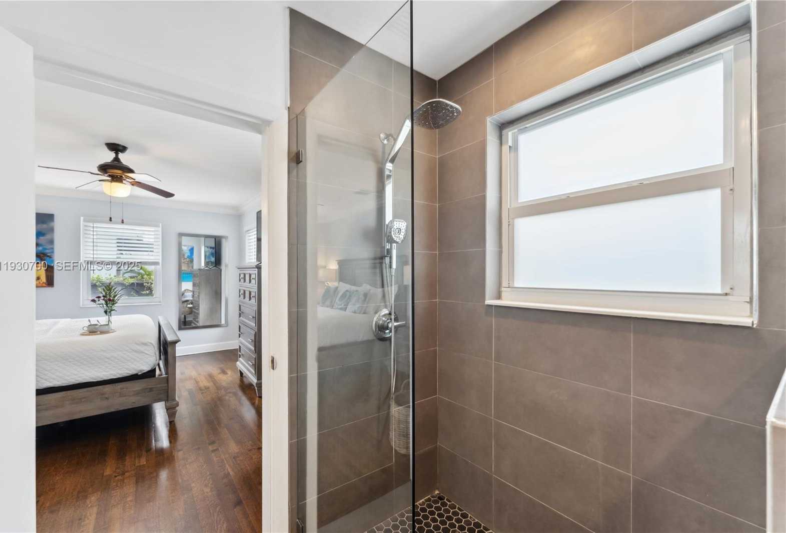 Small Image of 685 NORTH EAST 50TH TER, Miami Number 25