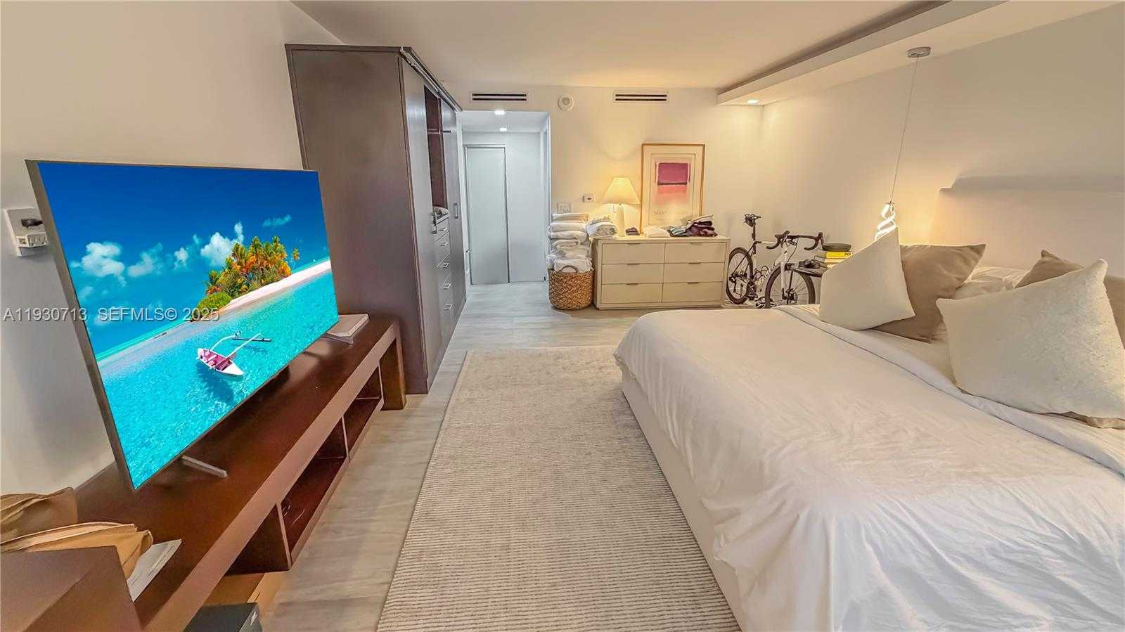 Imagen de Pequeño Objeto