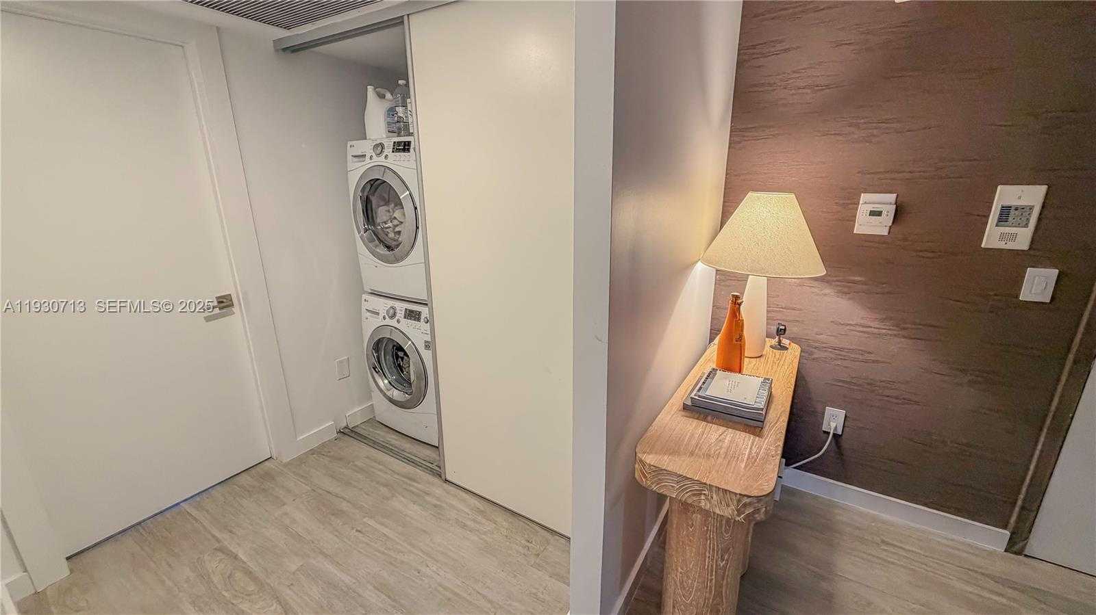 Imagen de Pequeño Objeto