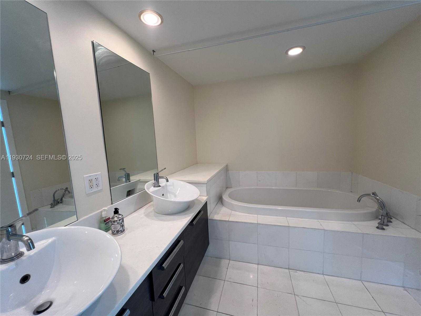 Small Image of 2950 NORTH EAST 188TH ST #531, Aventura Number 9