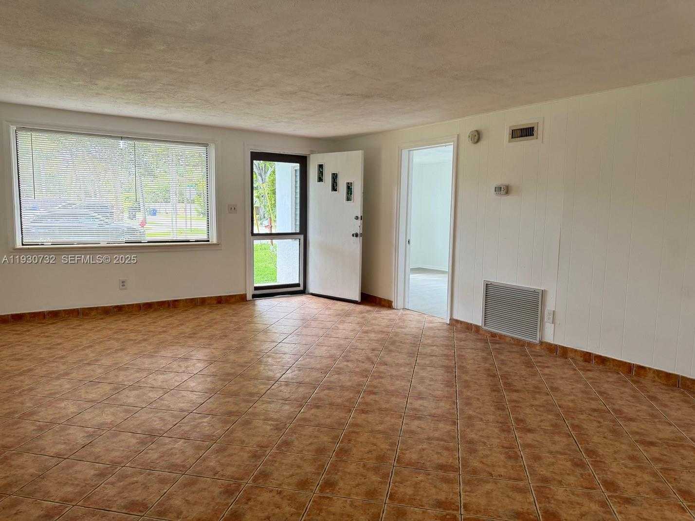 Small Image of 1821 SOUTH WEST 23RD ST, Fort Lauderdale Number 8