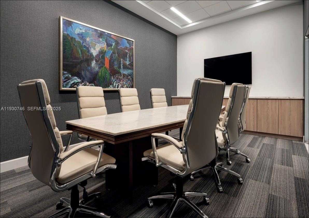 Small Image of 888 BRICKELL KEY DR #601, Miami Number 40