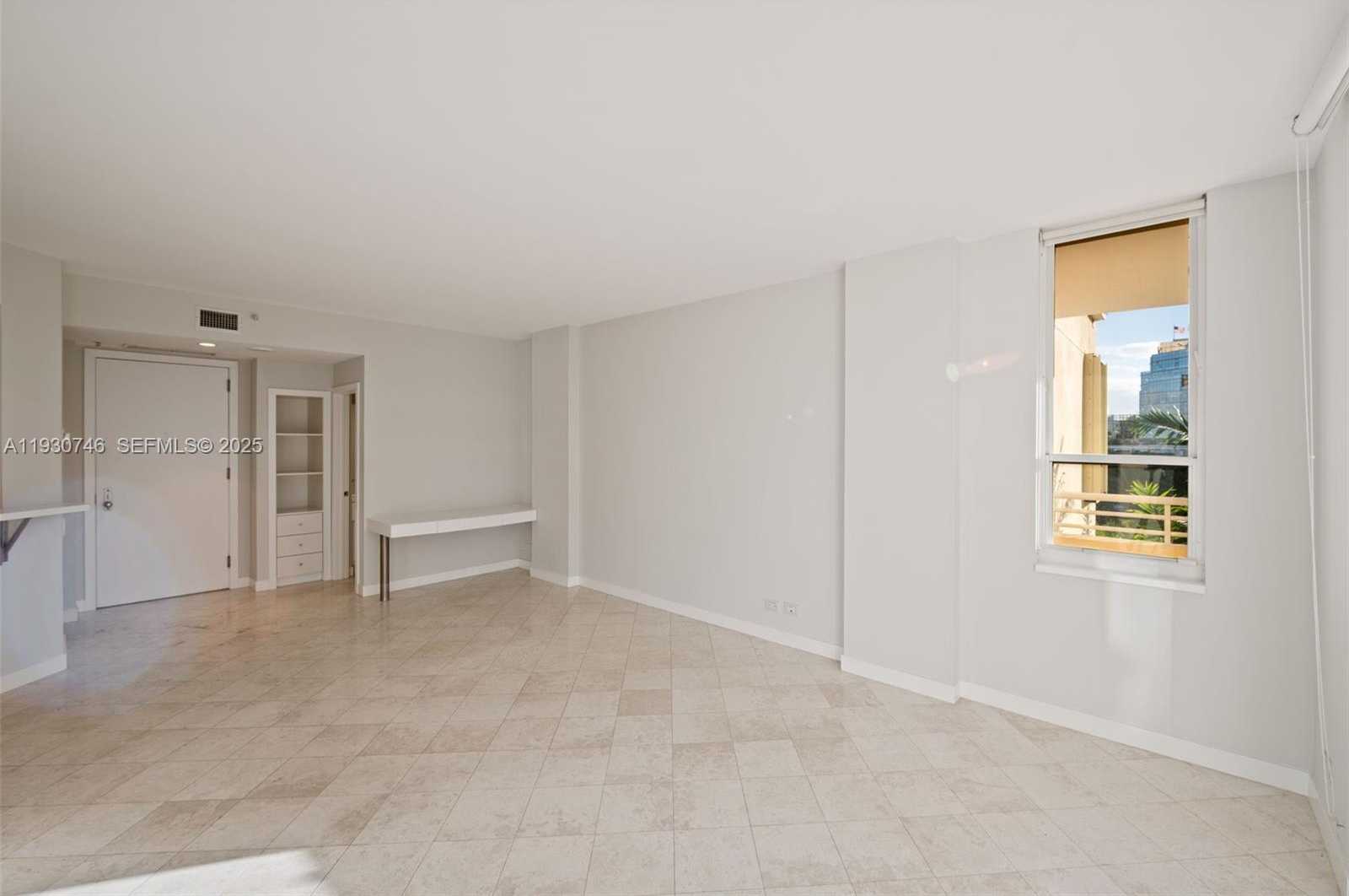 Small Image of 888 BRICKELL KEY DR #601, Miami Number 5