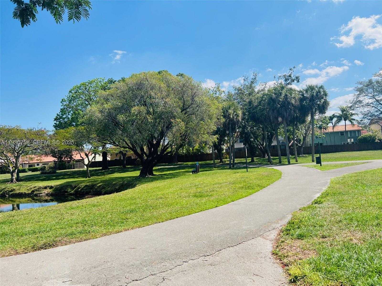 Small Image of 10670 SOUTH WEST 156TH PL #304, Miami Number 21