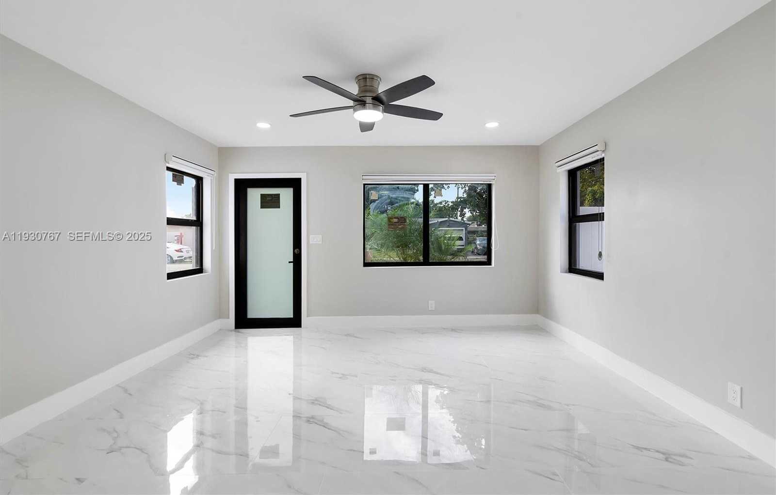 Small Image of 1815 NORTH 27TH AVE, Hollywood Number 13