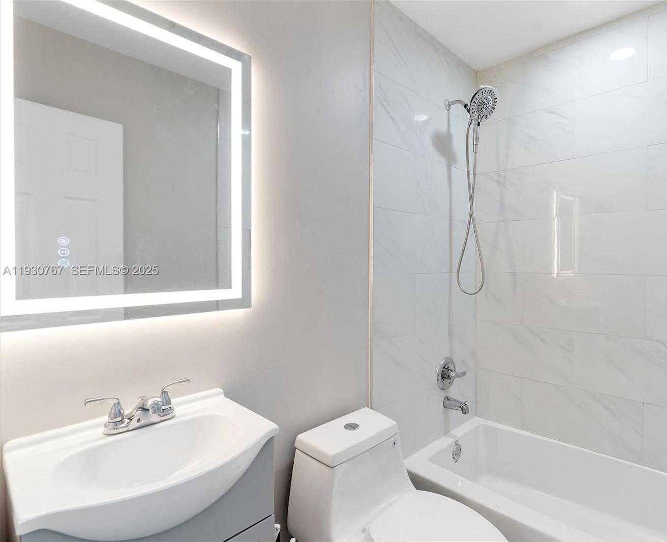 Small Image of 1815 NORTH 27TH AVE, Hollywood Number 24