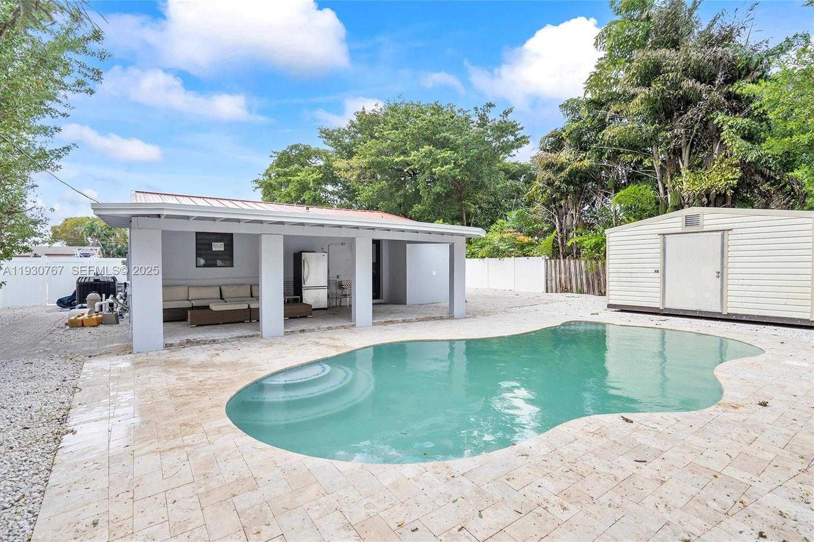 Small Image of 1815 NORTH 27TH AVE, Hollywood Number 30