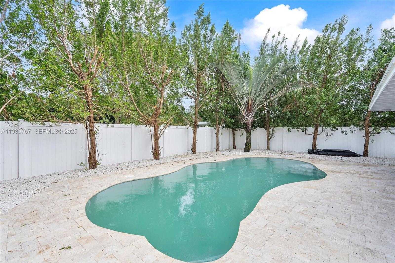 Small Image of 1815 NORTH 27TH AVE, Hollywood Number 31