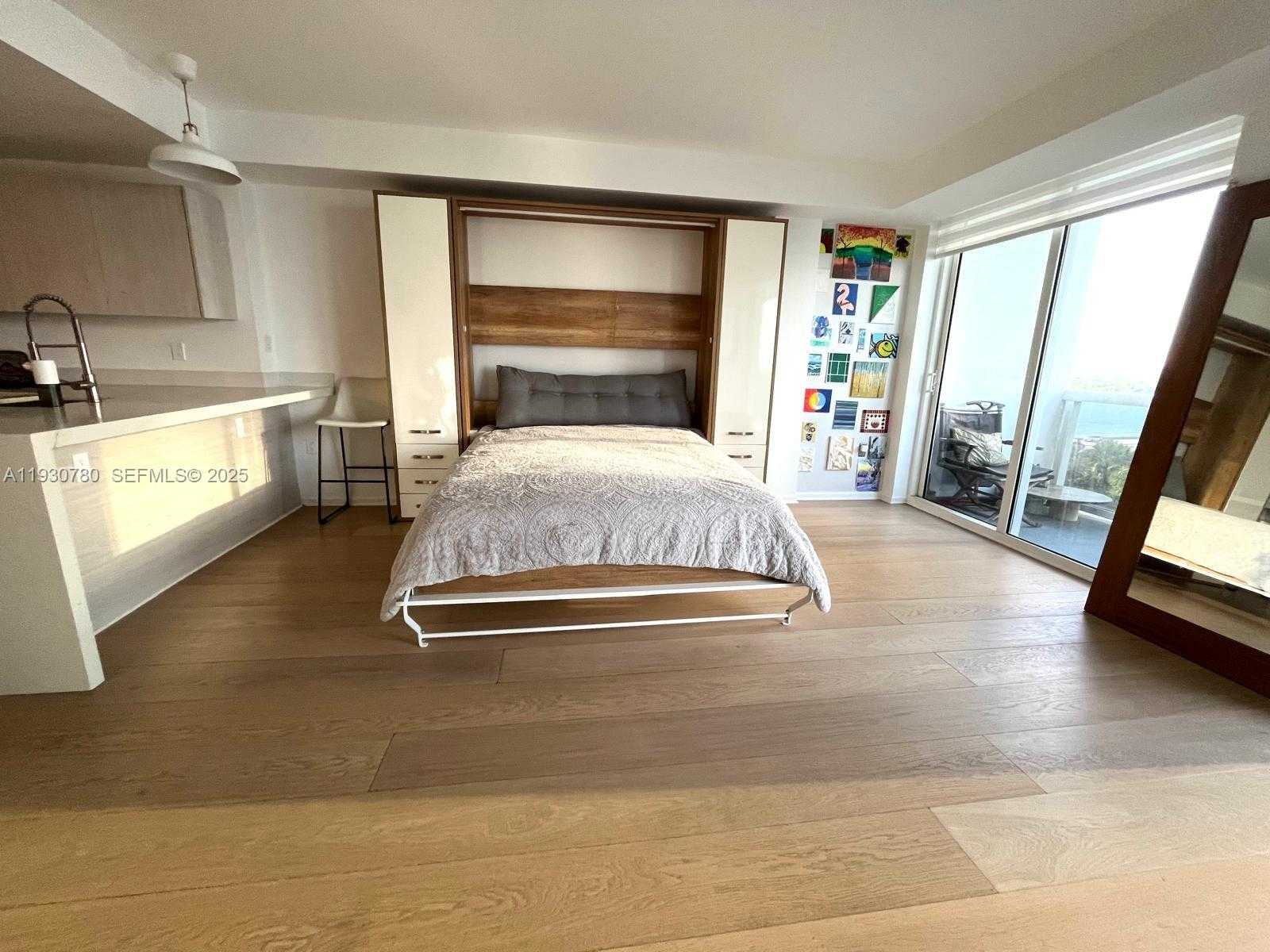 Small Image of 10275 COLLINS AVE #904, Bal Harbour Number 11