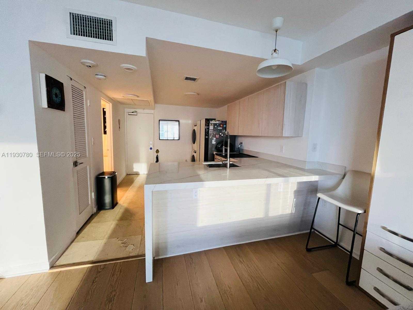 Small Image of 10275 COLLINS AVE #904, Bal Harbour Number 21