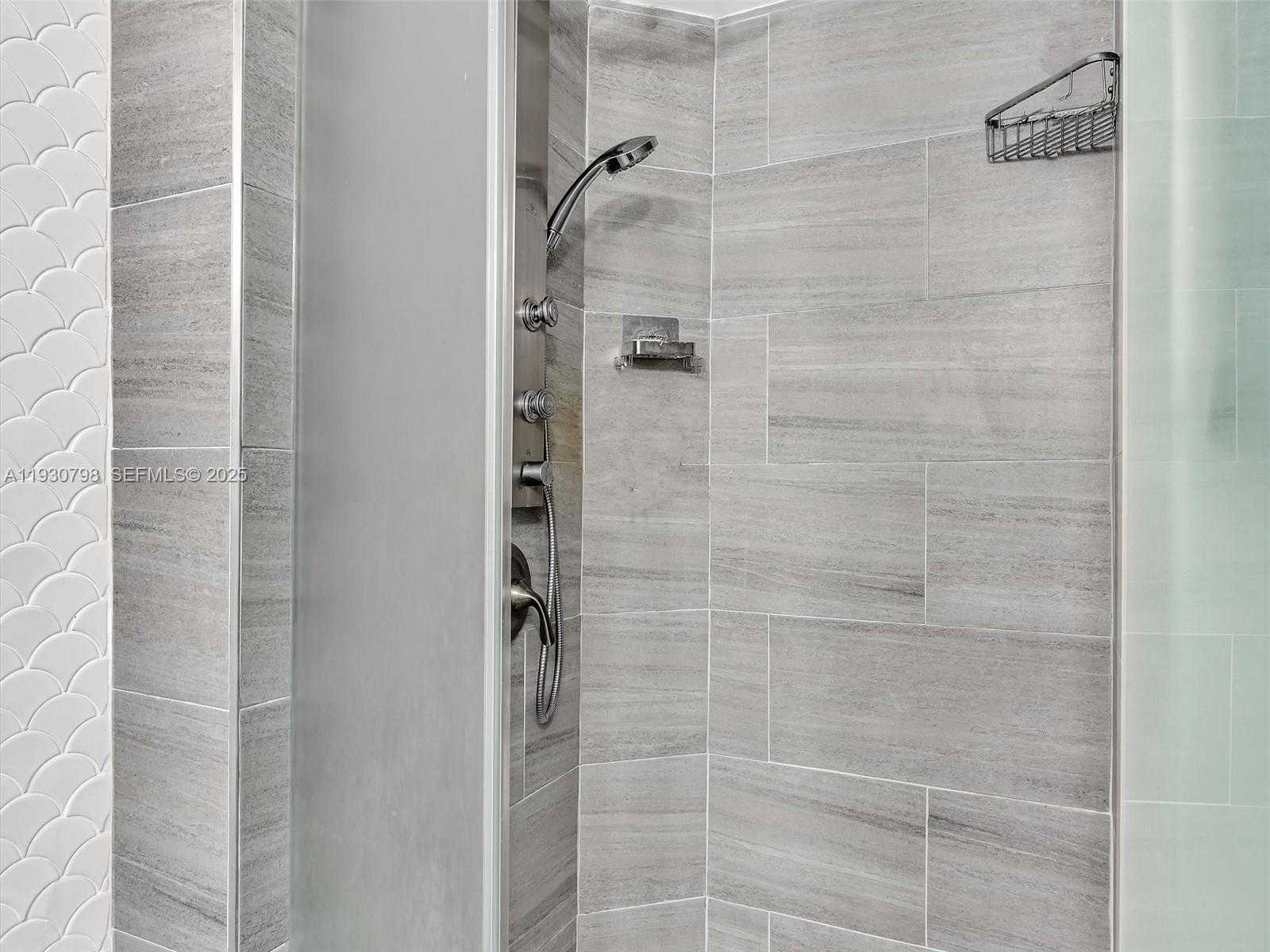 Small Image of 10241 NORTH WEST 9TH ST CIR #204-5, Miami Number 35