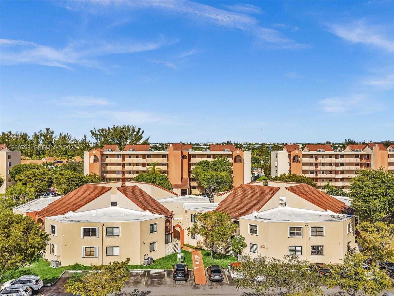 Small Image of 10241 NORTH WEST 9TH ST CIR #204-5, Miami Number 36