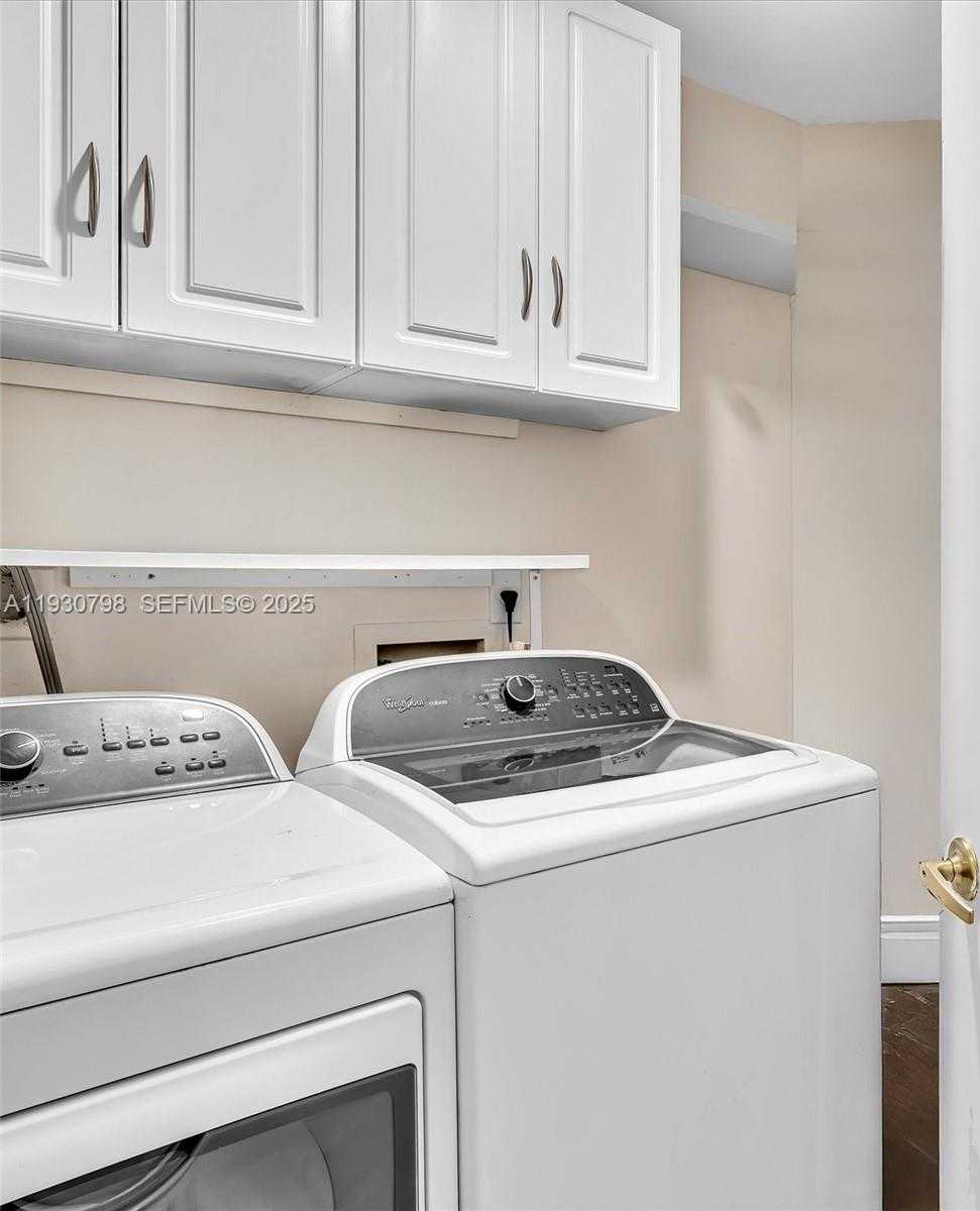 Small Image of 10241 NORTH WEST 9TH ST CIR #204-5, Miami Number 38