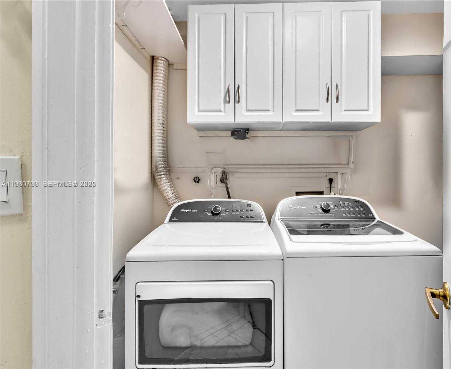 Small Image of 10241 NORTH WEST 9TH ST CIR #204-5, Miami Number 39