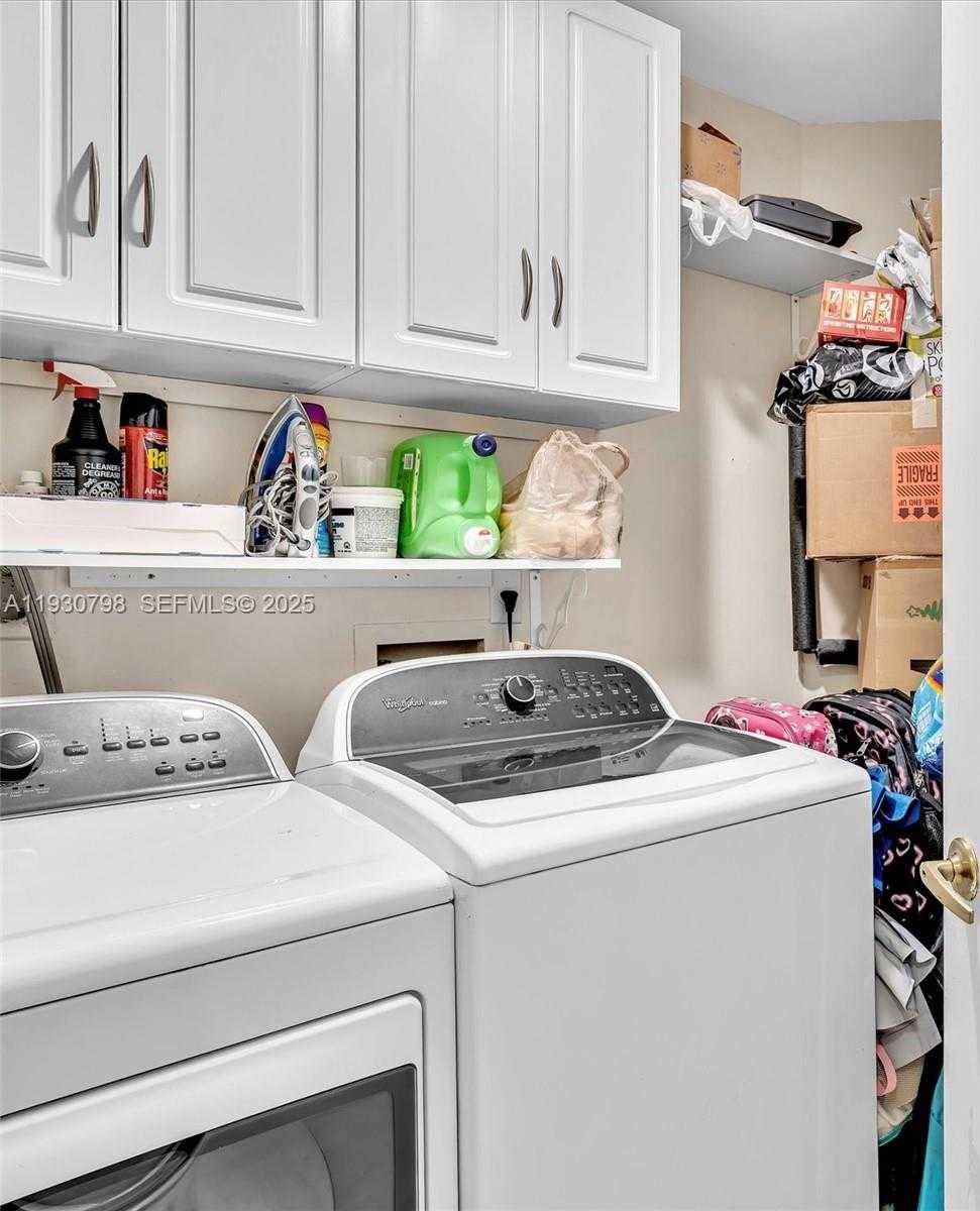 Small Image of 10241 NORTH WEST 9TH ST CIR #204-5, Miami Number 8