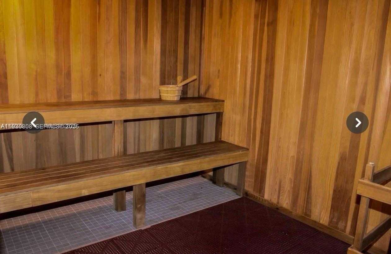 Small Image of 900 BISCAYNE BLVD #3704, Miami Number 17