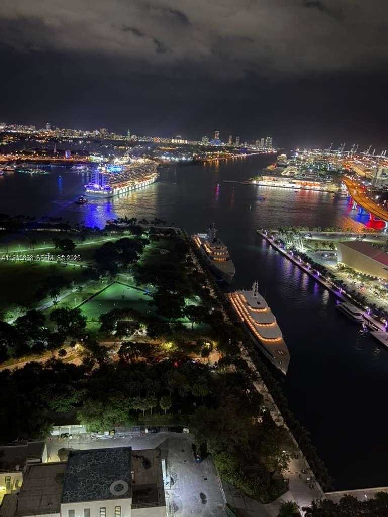 Small Image of 900 BISCAYNE BLVD #3704, Miami Number 19