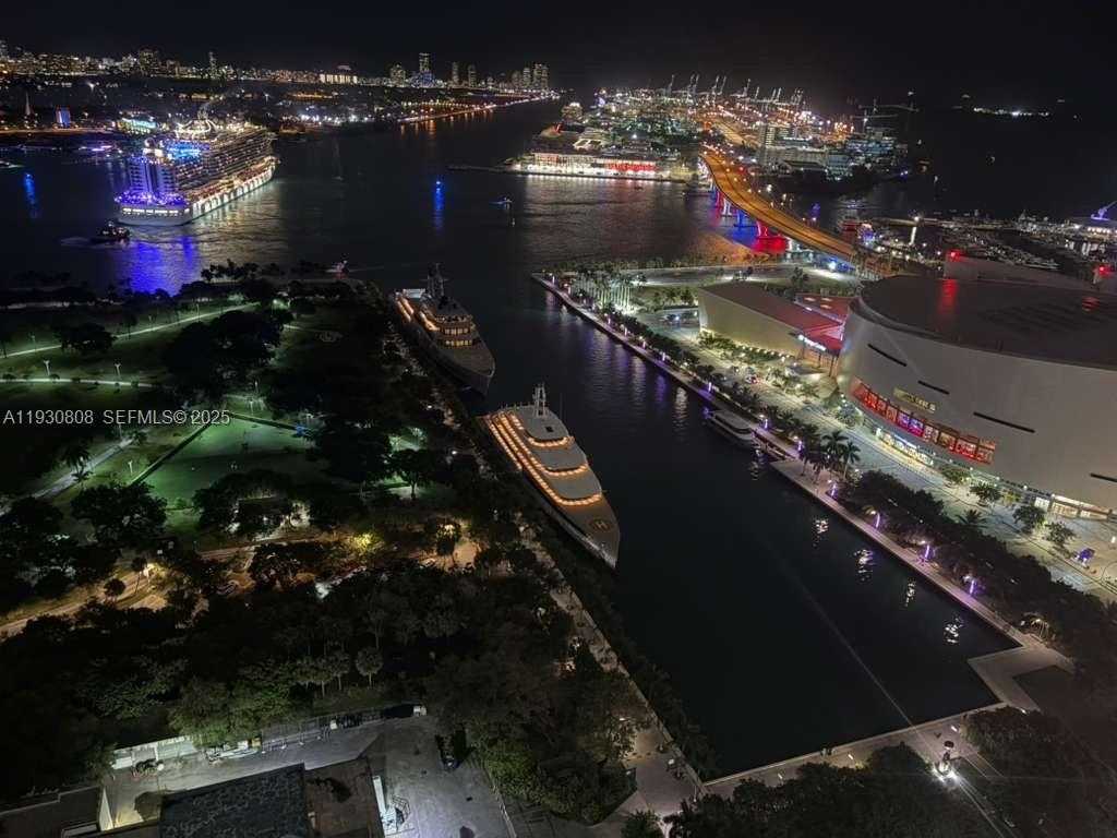 Small Image of 900 BISCAYNE BLVD #3704, Miami Number 20