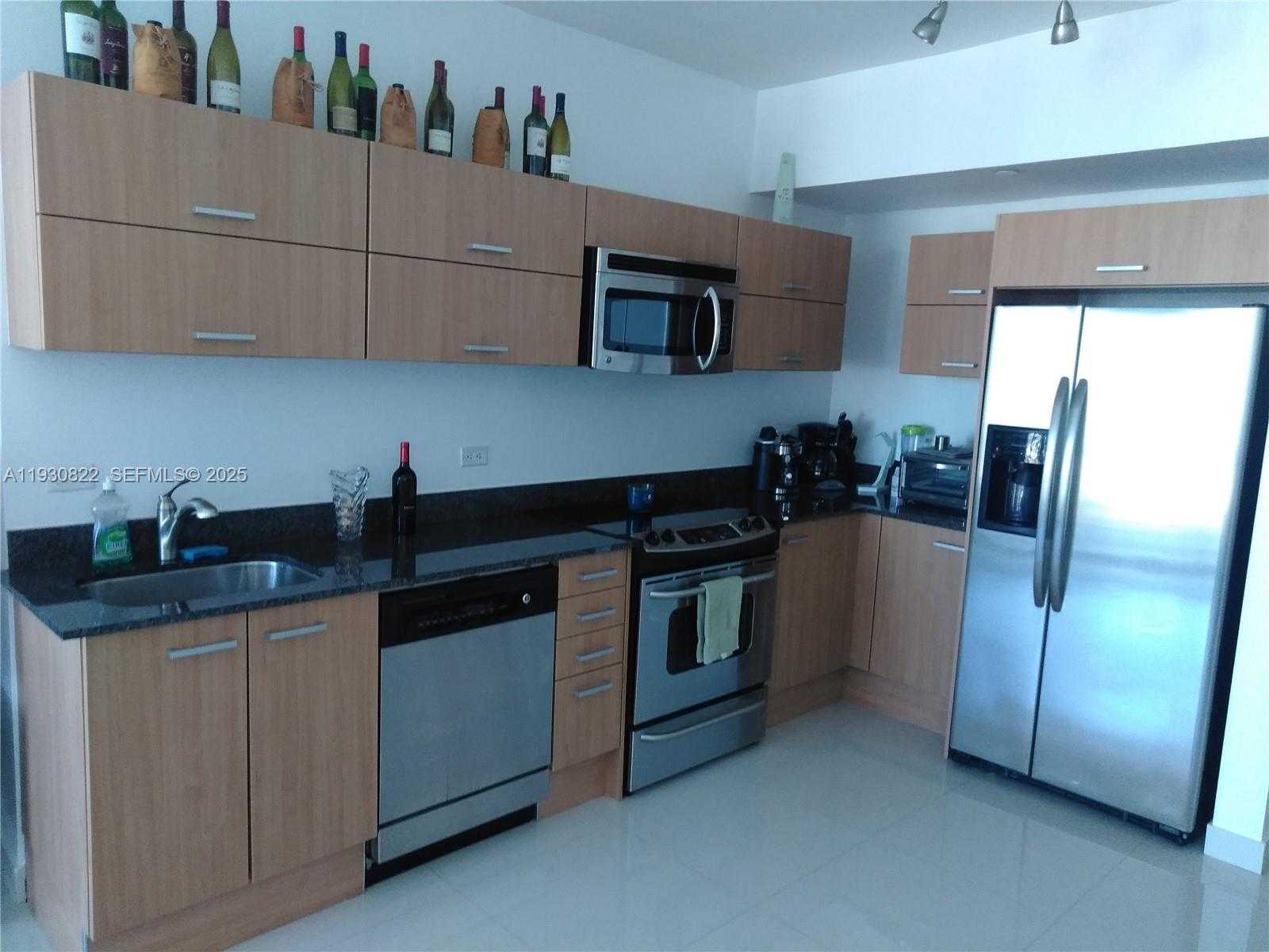 Small Image of 350 SOUTH MIAMI AVE #3907, Miami Number 14