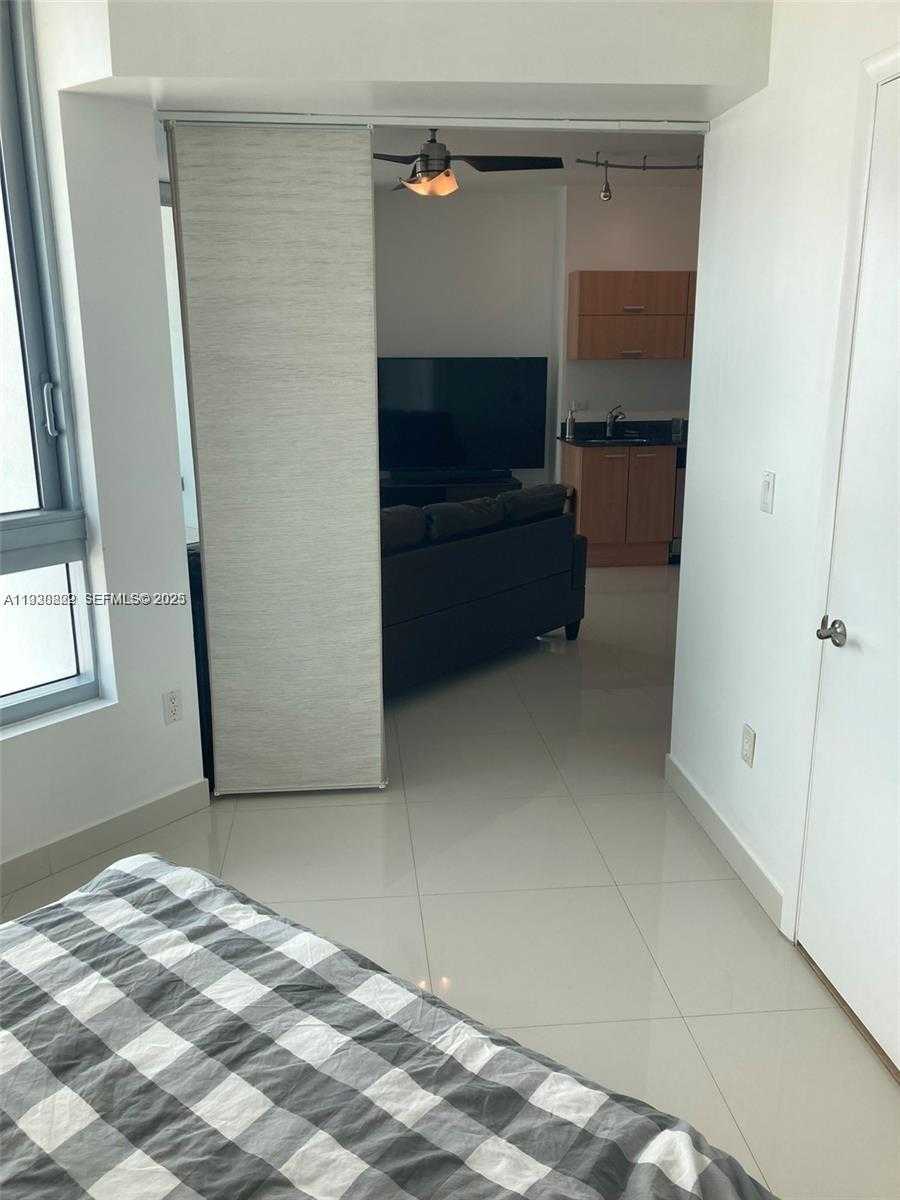 Small Image of 350 SOUTH MIAMI AVE #3907, Miami Number 19