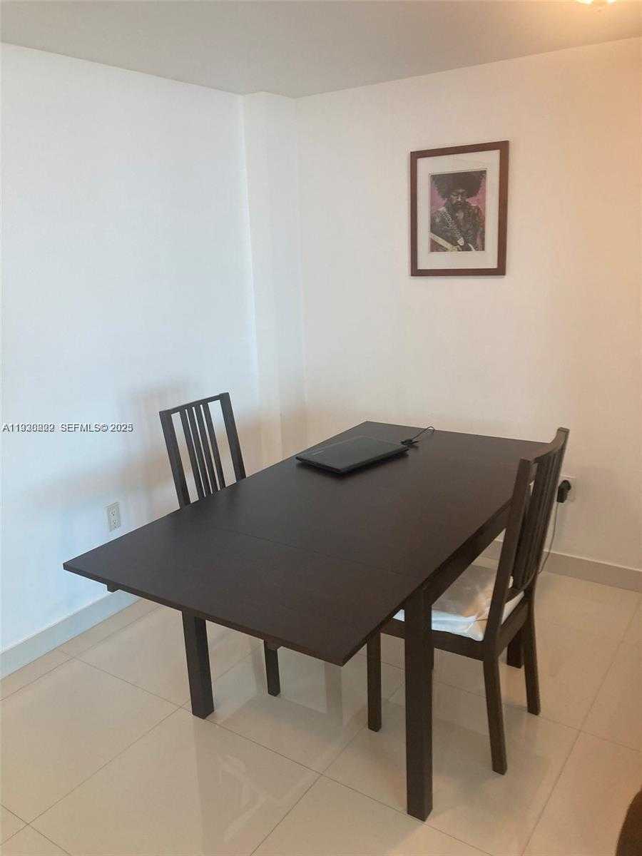 Small Image of 350 SOUTH MIAMI AVE #3907, Miami Number 24