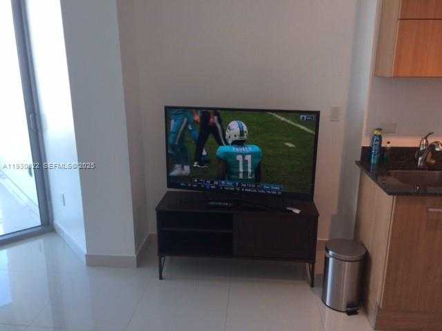 Small Image of 350 SOUTH MIAMI AVE #3907, Miami Number 25