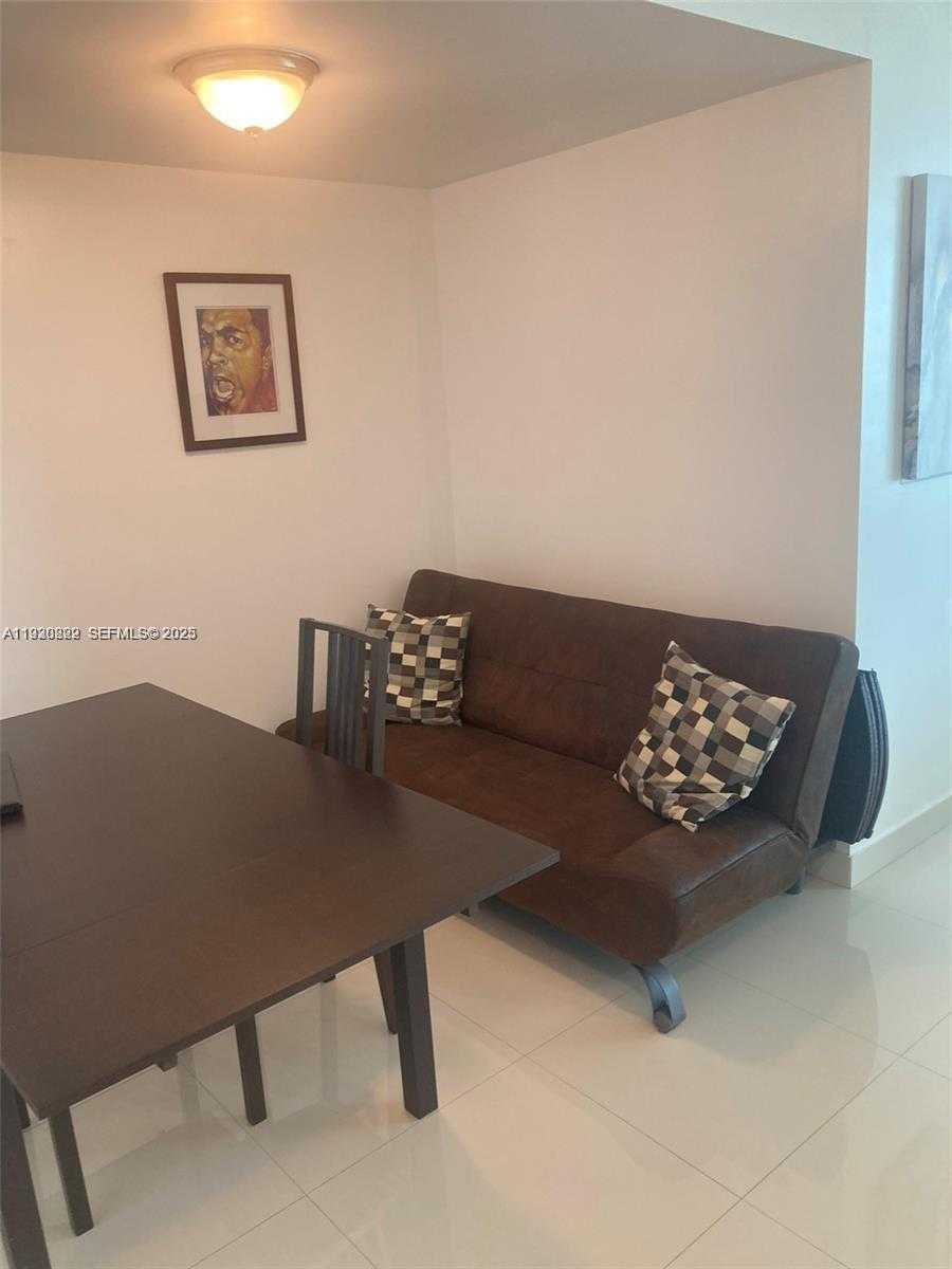 Small Image of 350 SOUTH MIAMI AVE #3907, Miami Number 26
