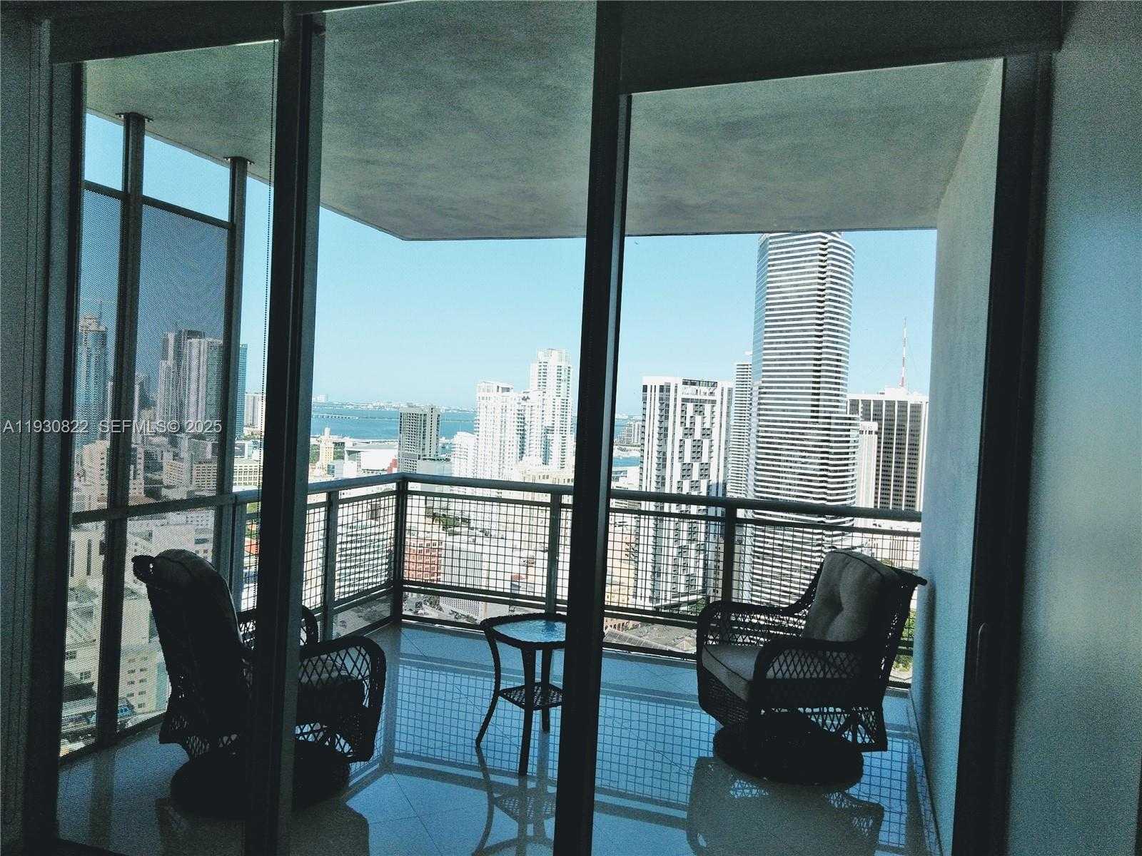 Small Image of 350 SOUTH MIAMI AVE #3907, Miami Number 5