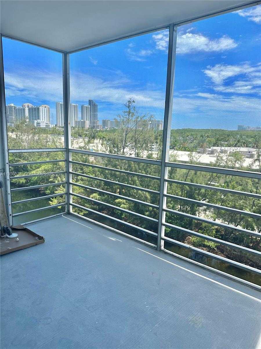 Small Image of 3660 NORTH EAST 166TH ST #710, North Miami Beach Number 12