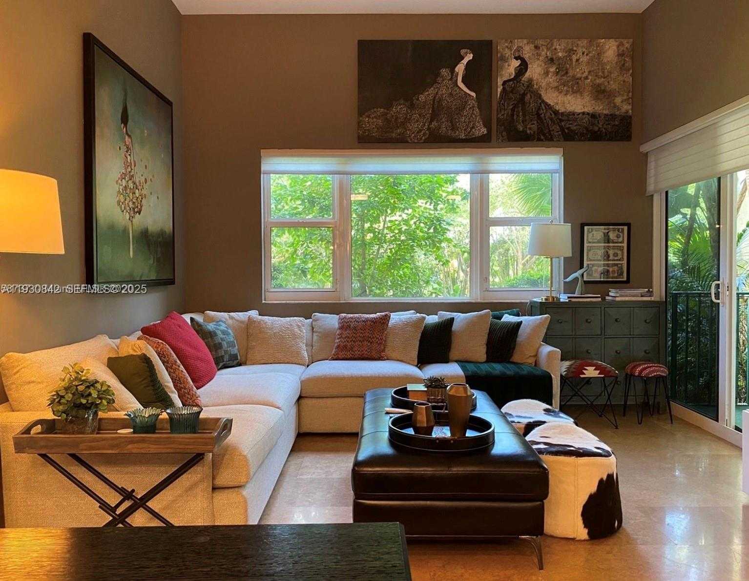 Imagen de Pequeño Objeto