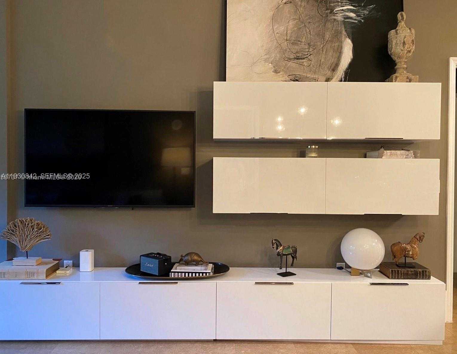 Imagen de Pequeño Objeto