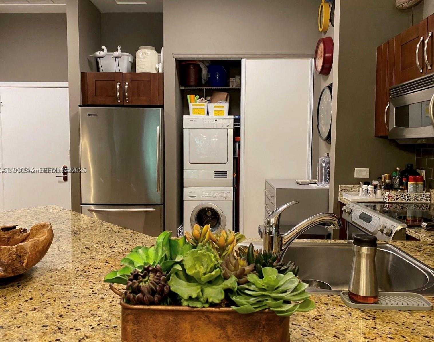 Imagen de Pequeño Objeto