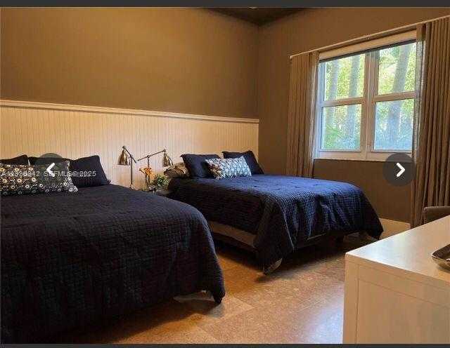 Imagen de Pequeño Objeto