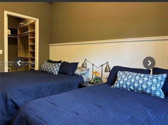 Imagen de Pequeño Objeto