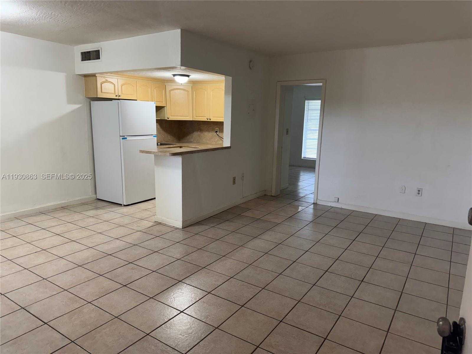 Small Image of 1280 WEST 54TH ST #310B, Hialeah Number 2