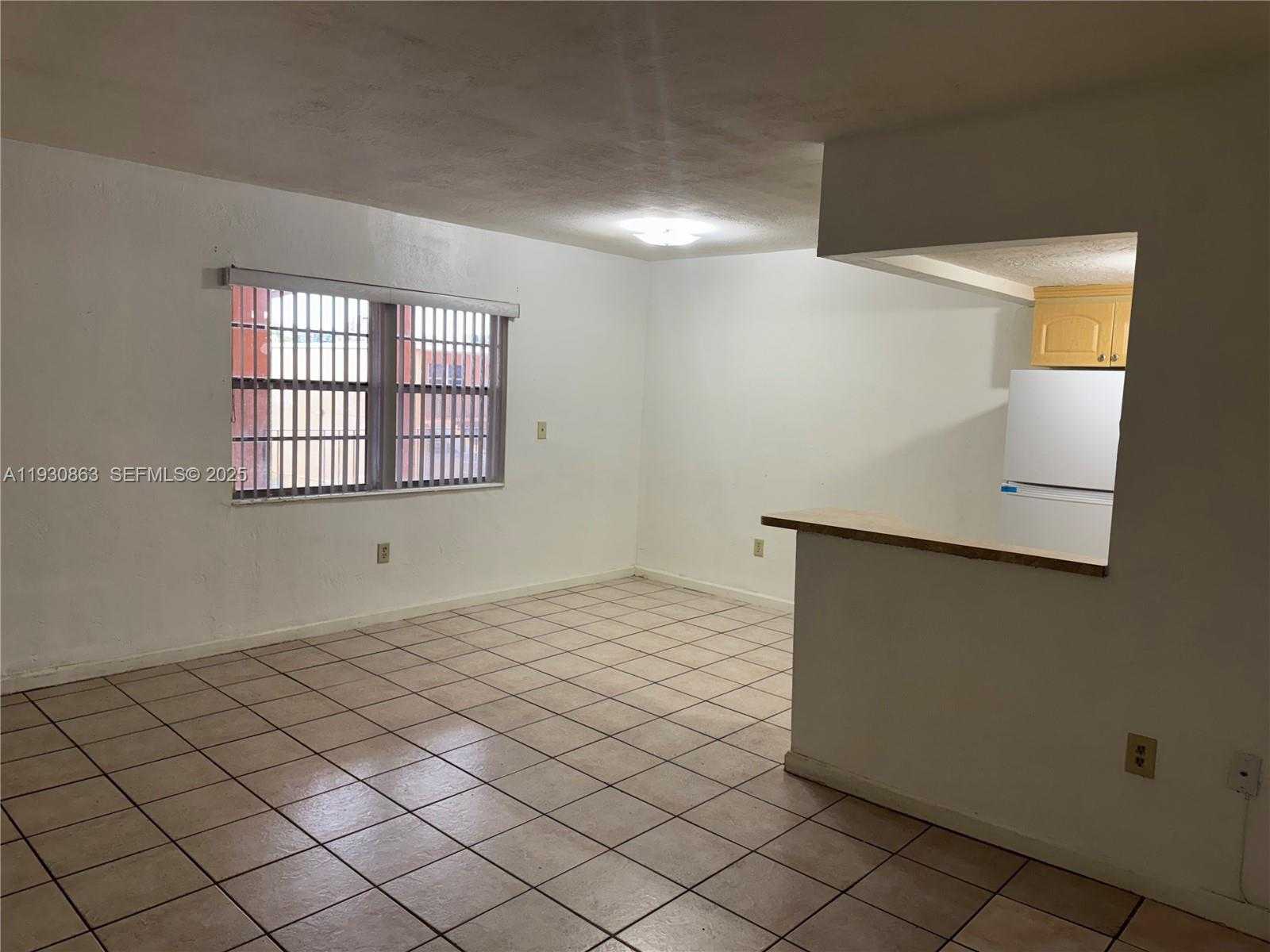 Small Image of 1280 WEST 54TH ST #310B, Hialeah Number 3