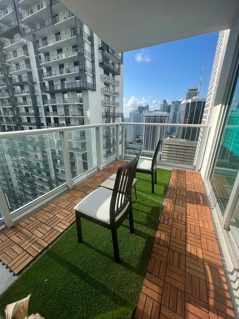 Small Image of 300 SOUTH BISCAYNE BLVD #T-3201, Miami Number 16