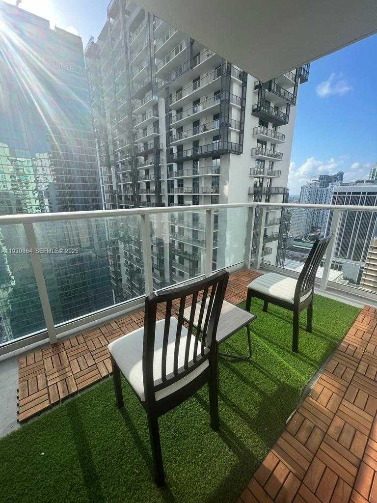 Small Image of 300 SOUTH BISCAYNE BLVD #T-3201, Miami Number 17