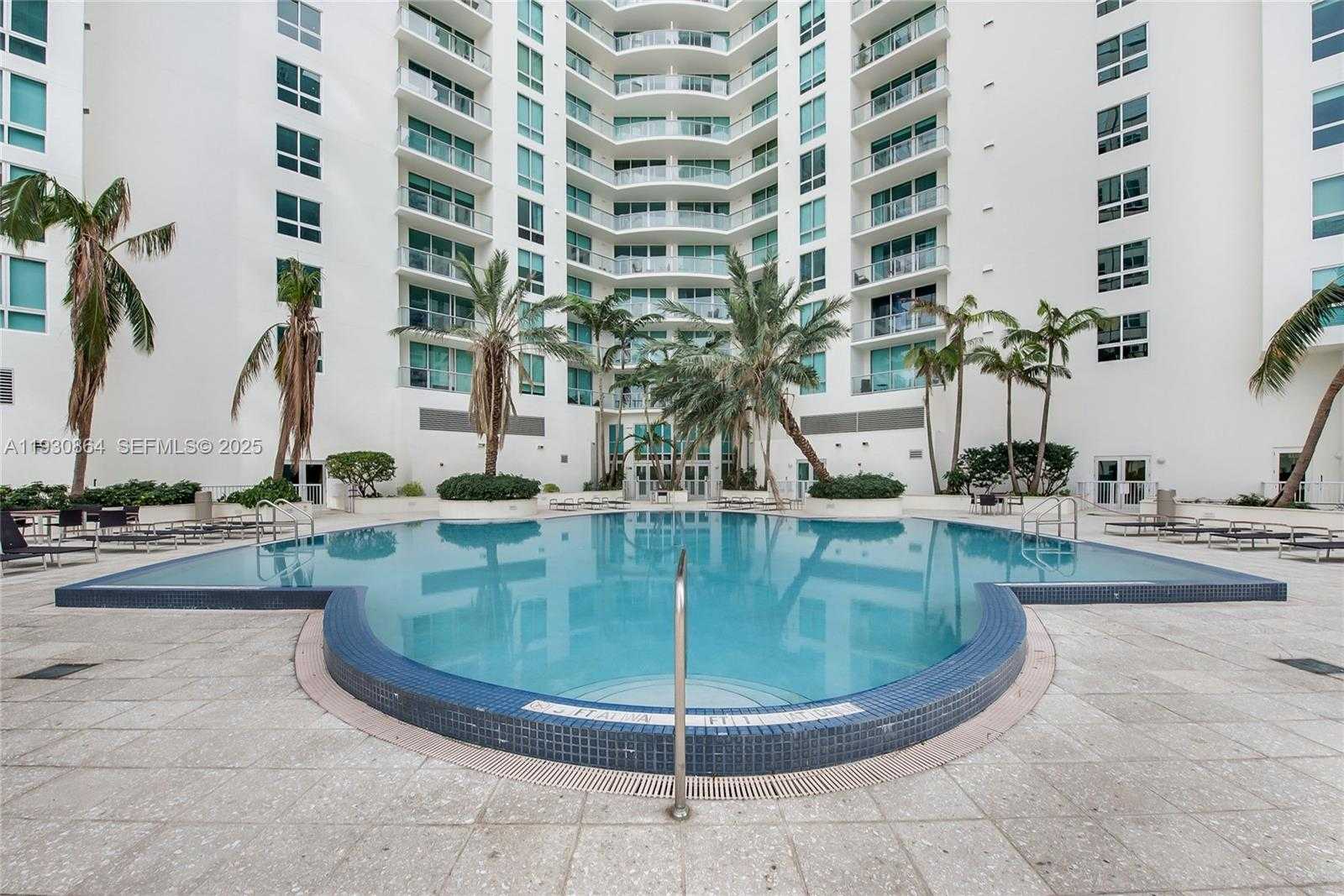 Small Image of 300 SOUTH BISCAYNE BLVD #T-3201, Miami Number 19