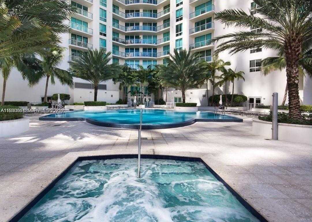 Small Image of 300 SOUTH BISCAYNE BLVD #T-3201, Miami Number 20