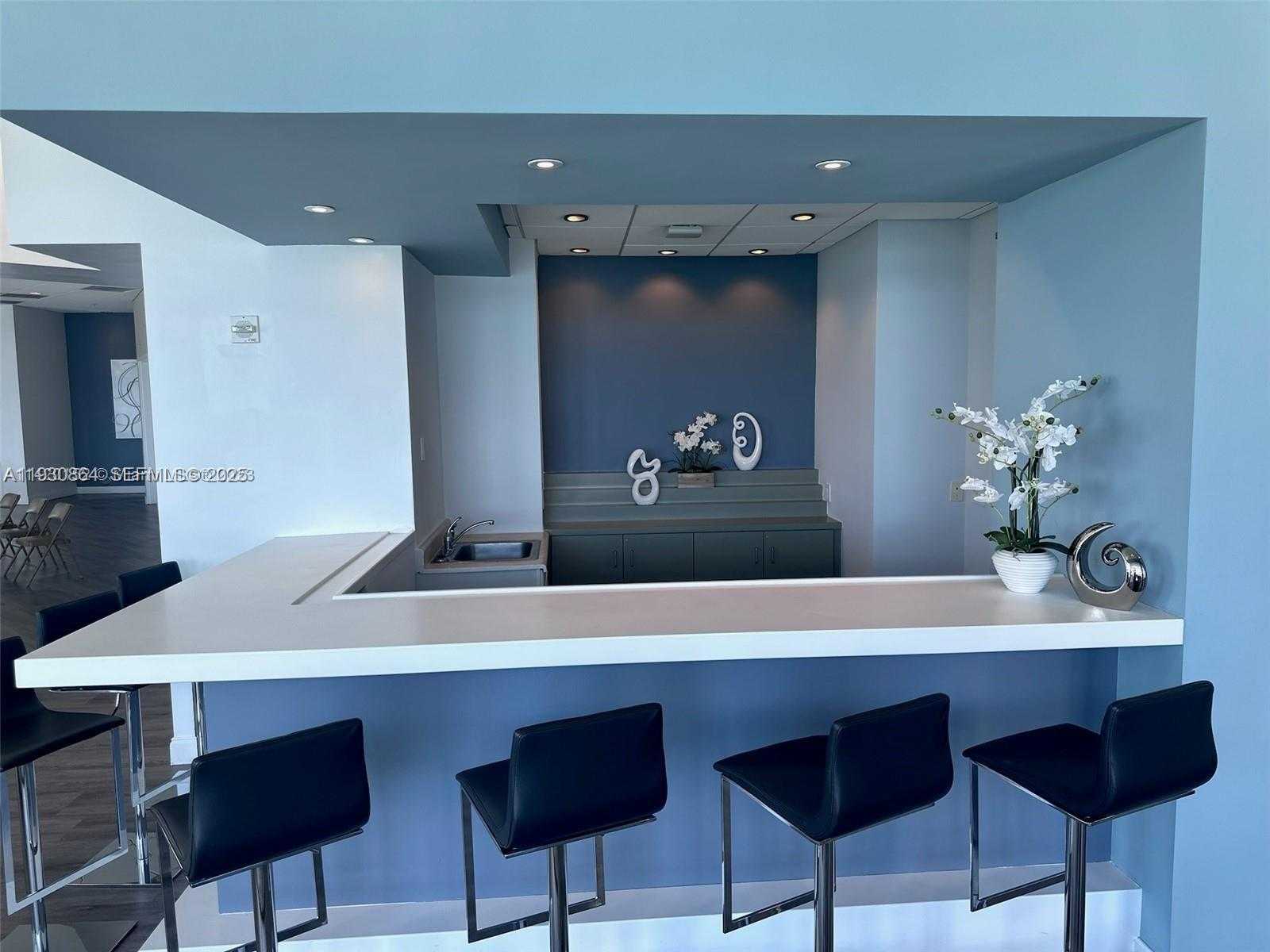 Small Image of 300 SOUTH BISCAYNE BLVD #T-3201, Miami Number 29